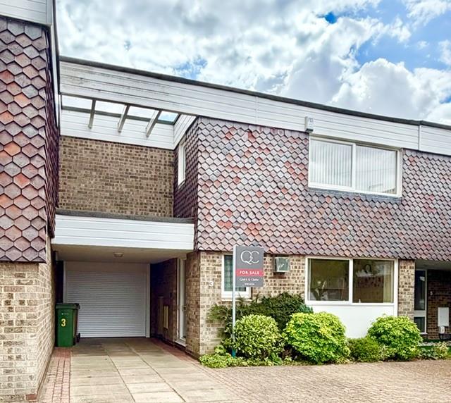 Priory Close, Swanland